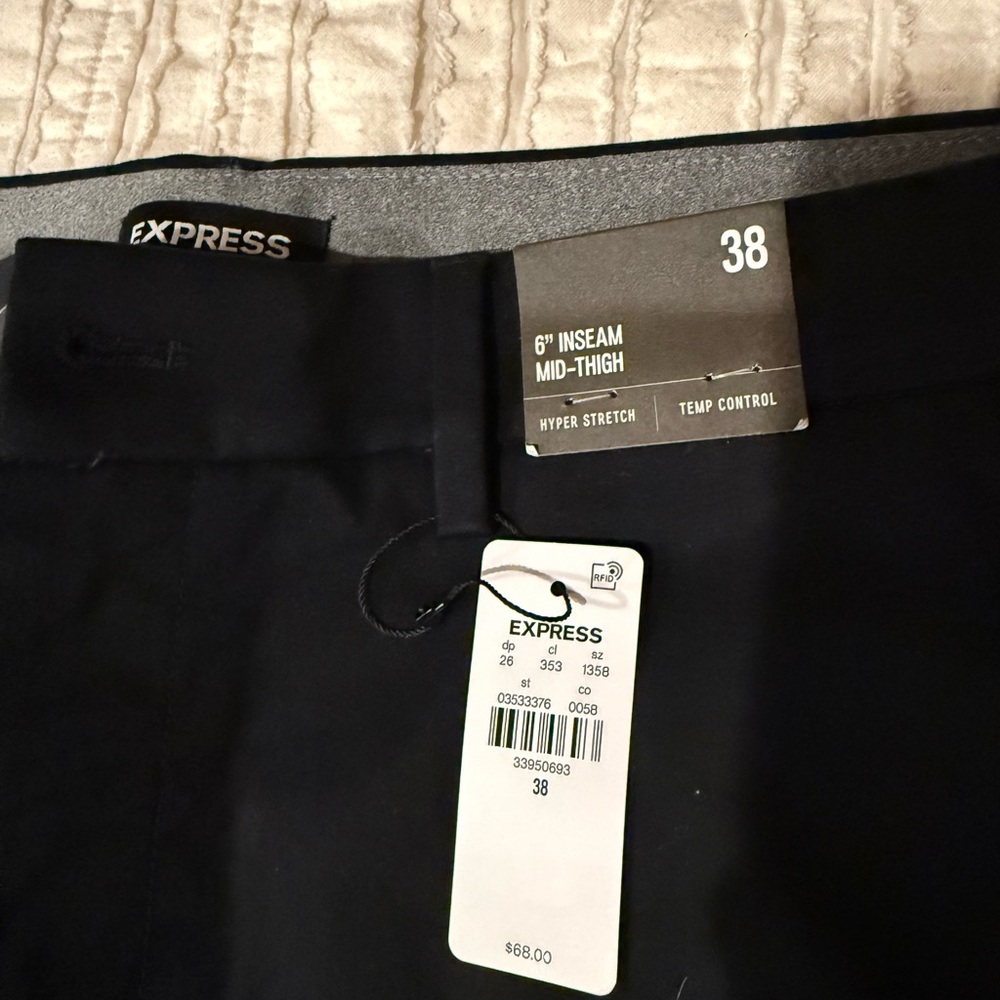 Black express shorts